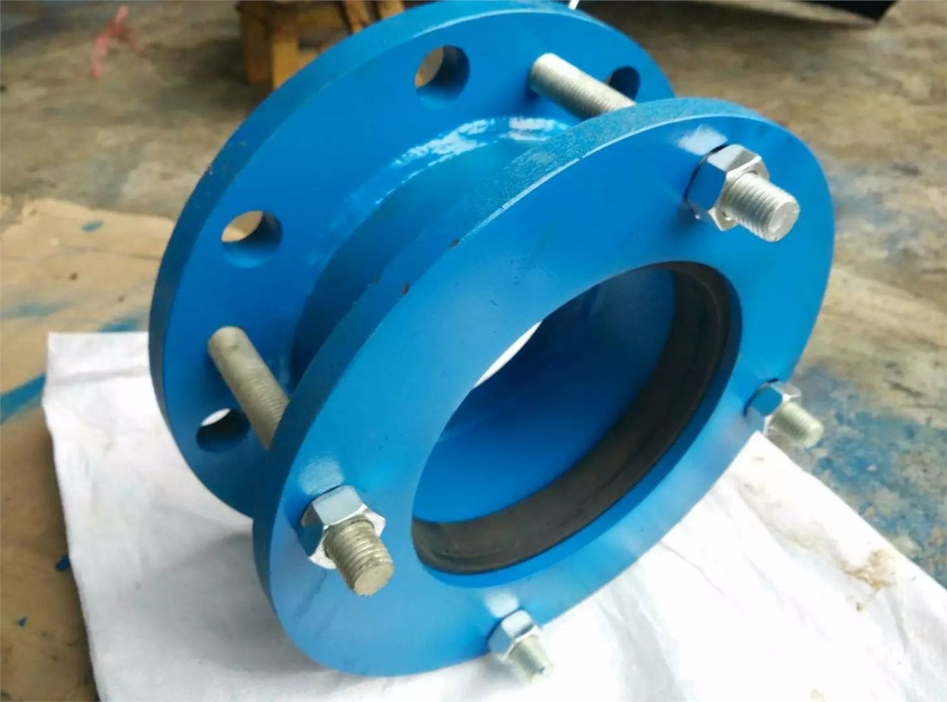 �Lɳ��s���^