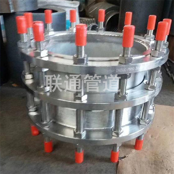 ���������s���^